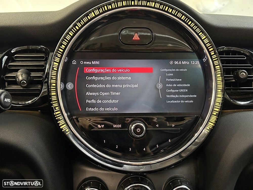 MINI Cabrio One Sport Edition - 42