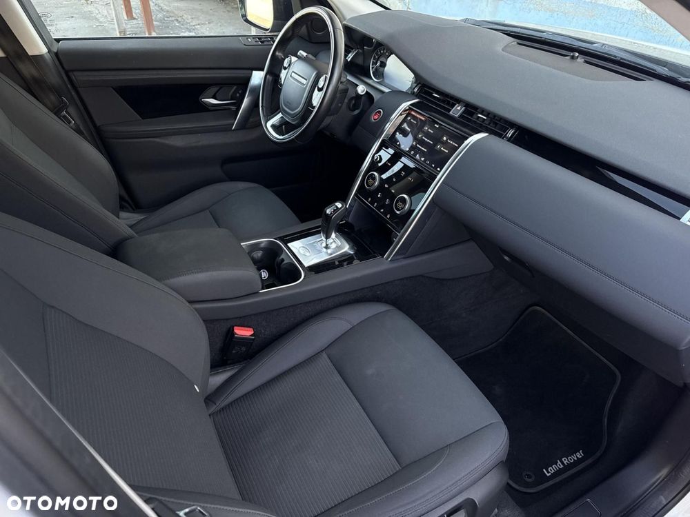 Land Rover Discovery Sport - 23