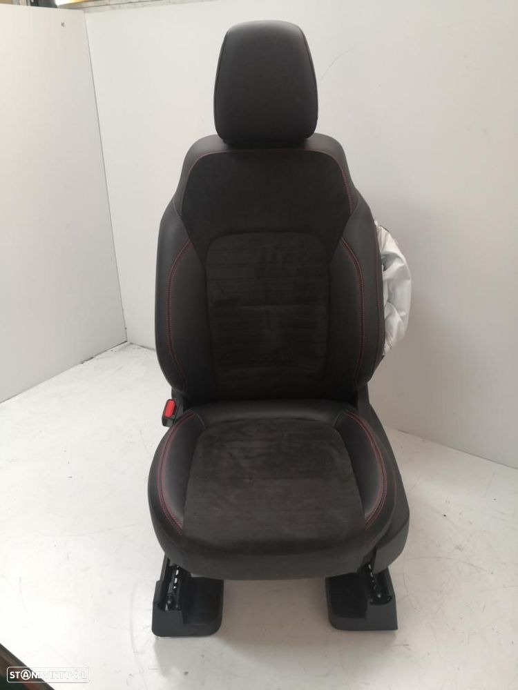 BANCO FRENTE ESQUERDO FORD KUGA - 1