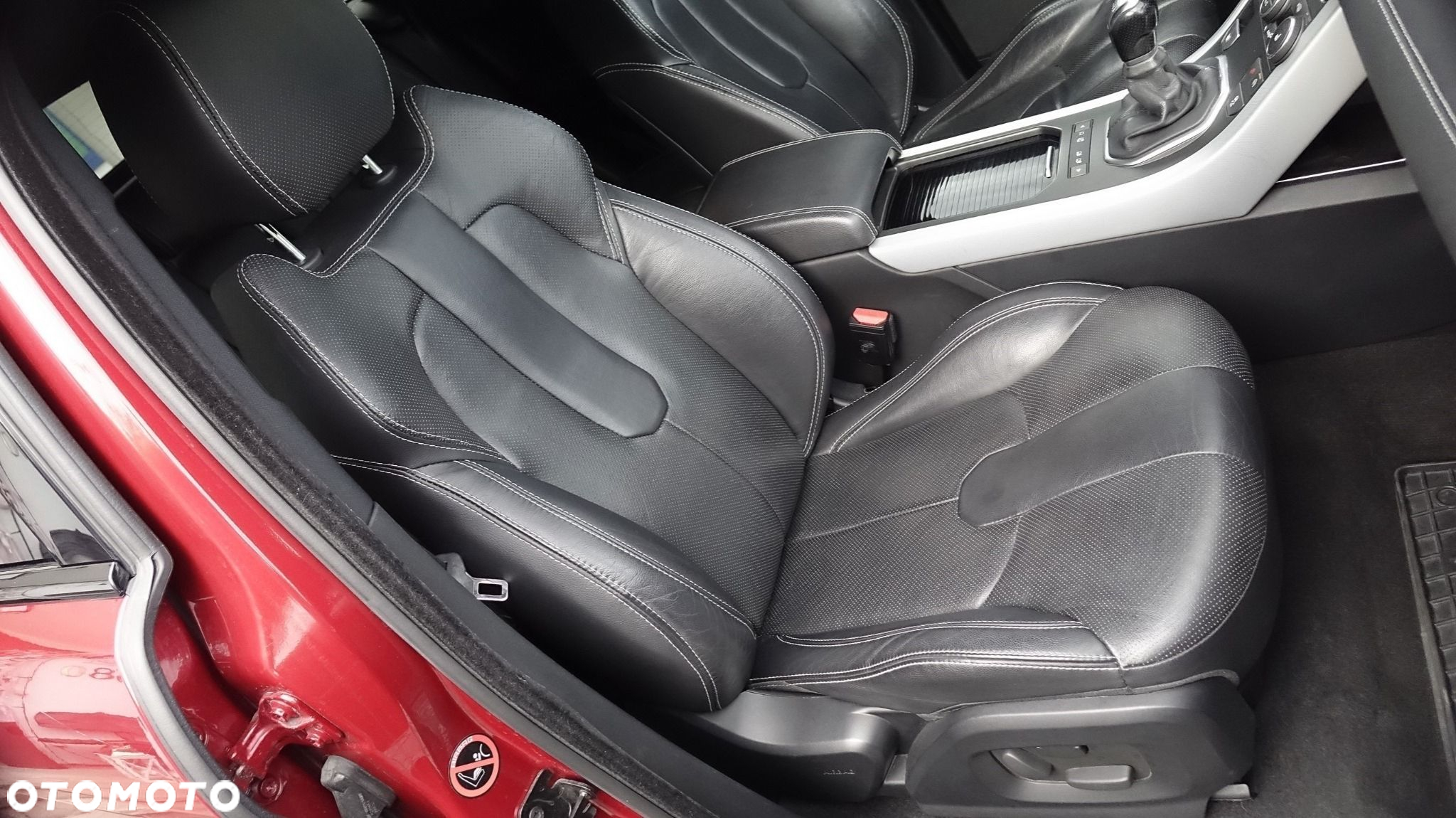 Land Rover Range Rover Evoque - 31
