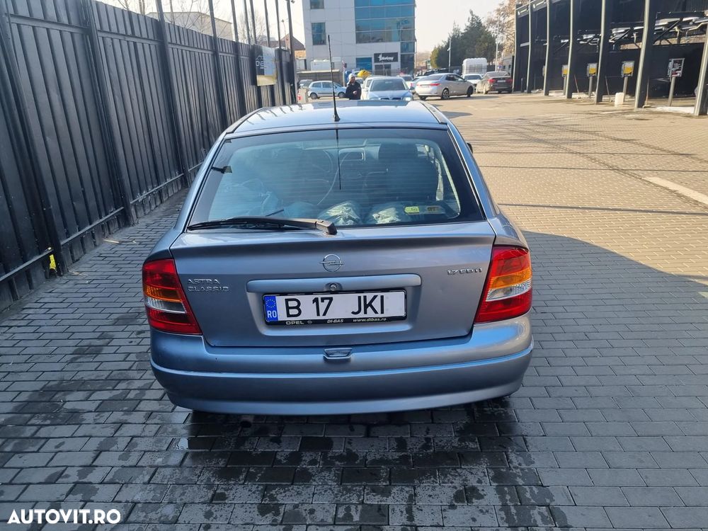 Opel Astra - 10