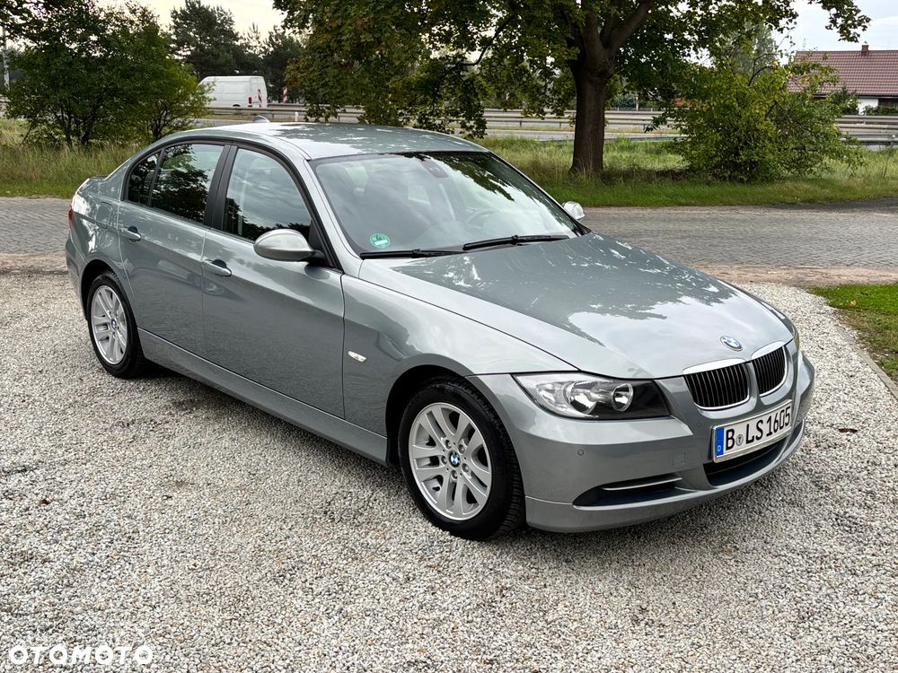 BMW Seria 3 - 18