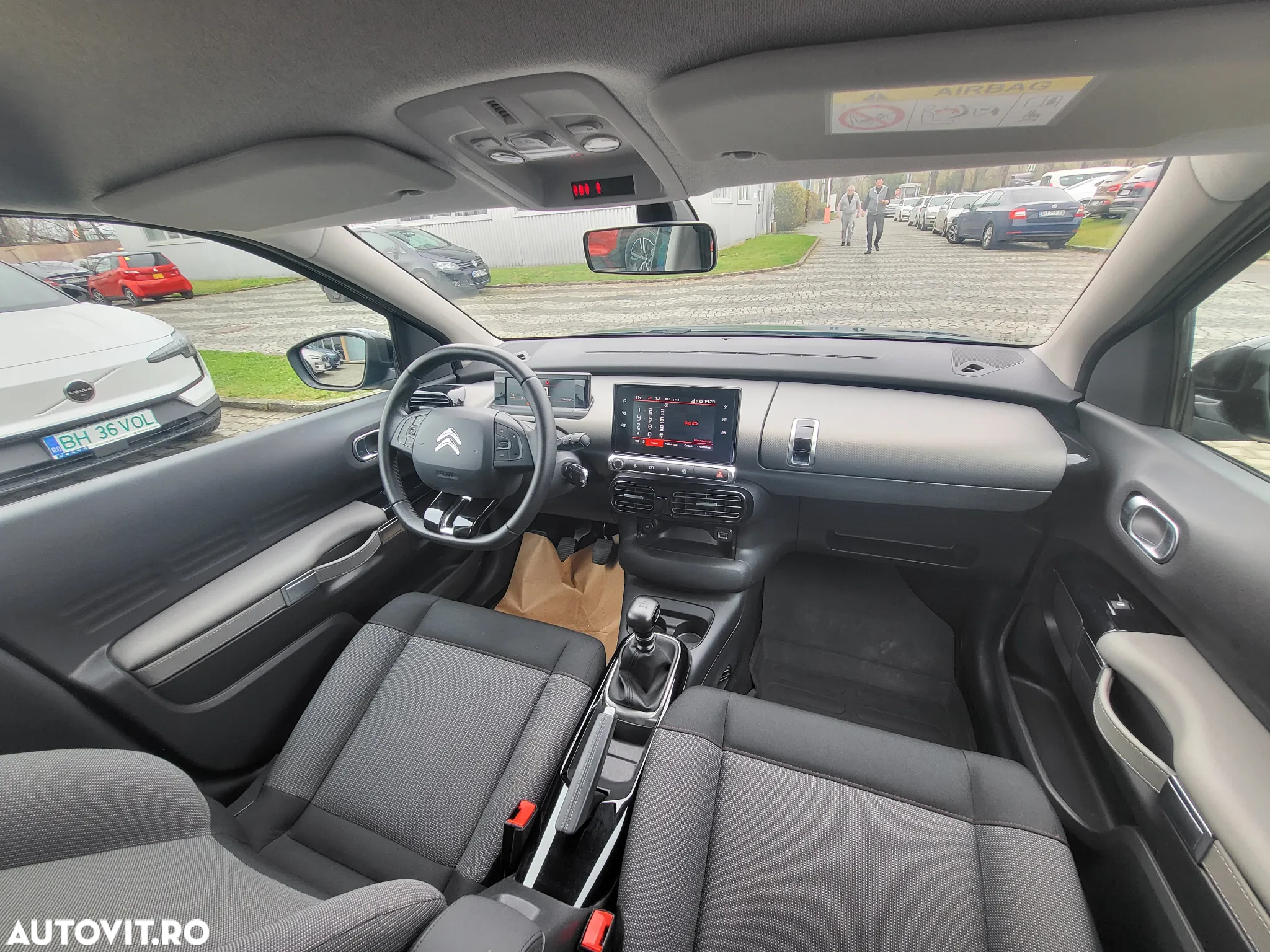 Citroën C4 Cactus 1.2 PureTech S&S BVM6 Feel - 29