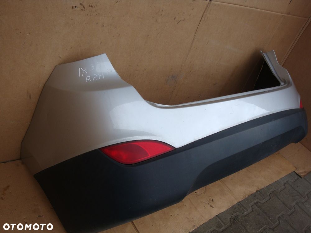 HYUNDAI IX35 ZDERZAK TYLNY LAKIER RAH + BELKA ZDERZAKA - 2