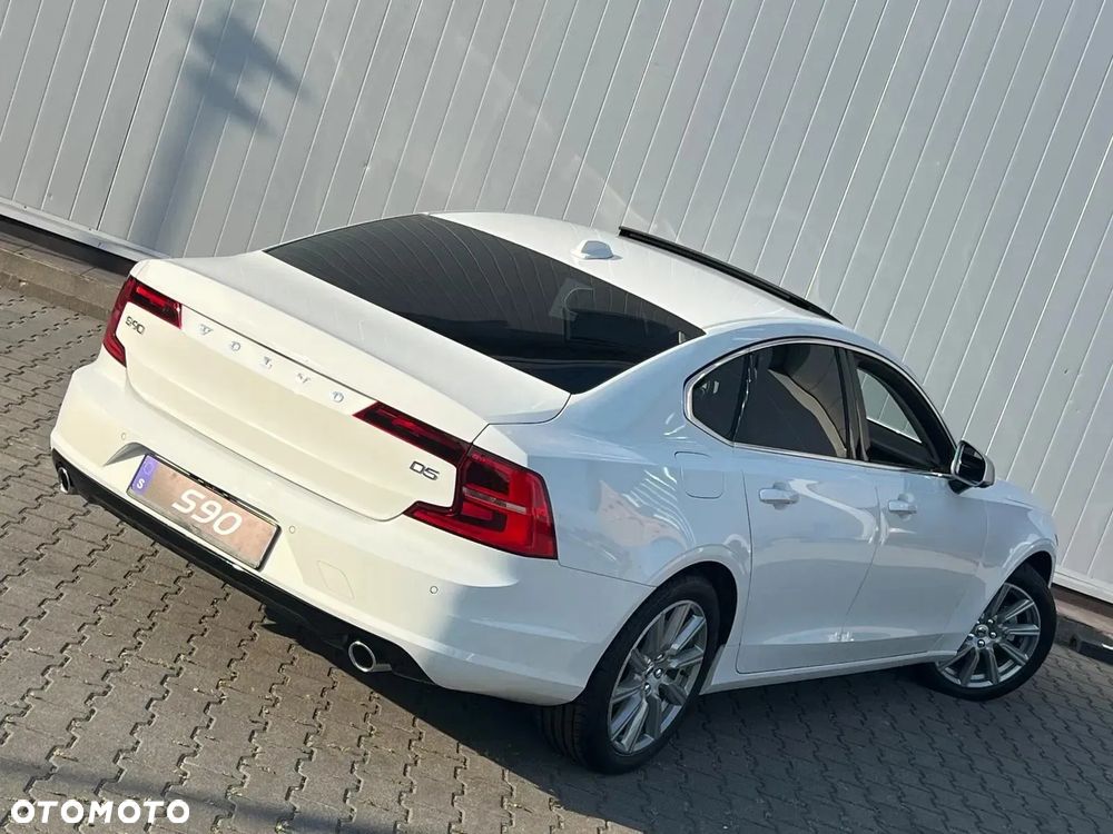 Volvo S90 - 12