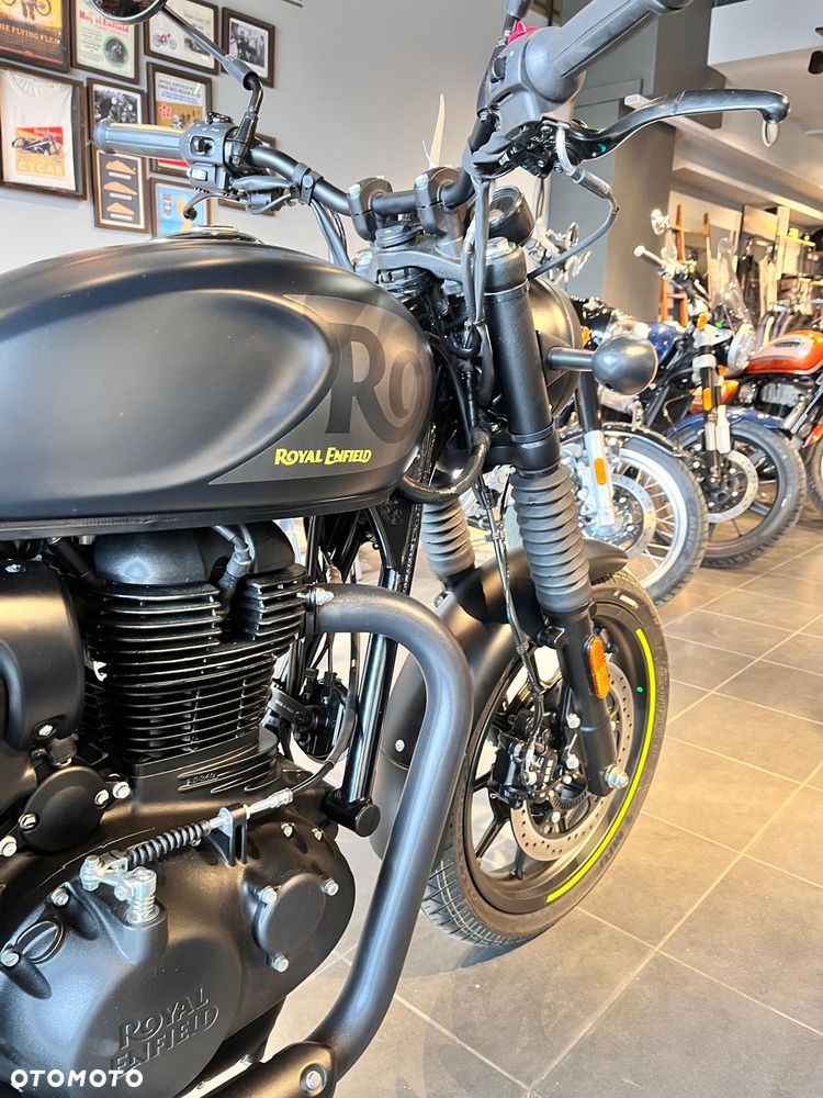 Royal Enfield HNTR - 10