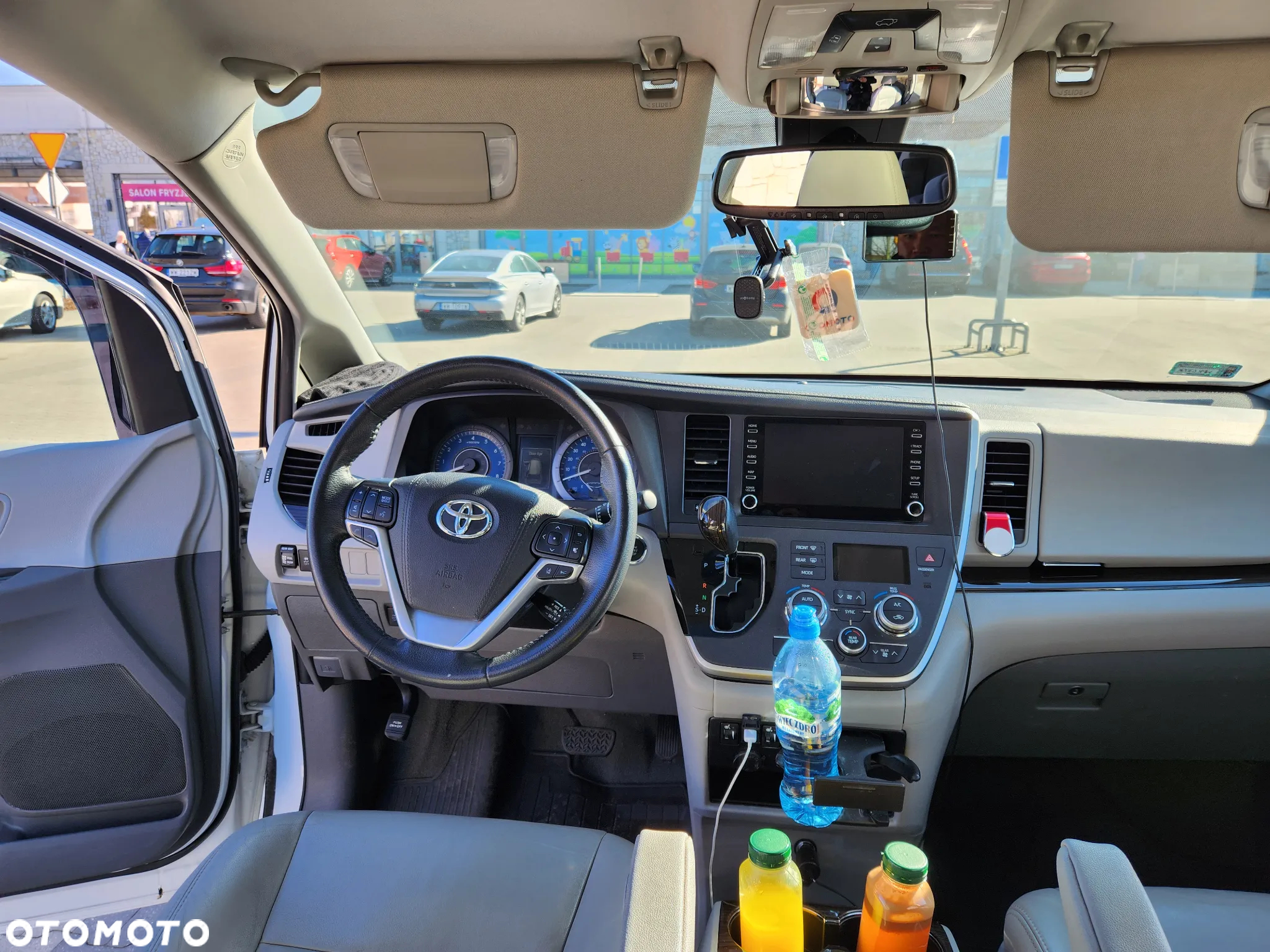 Toyota Sienna 3.5 V6 LE AWD - 17