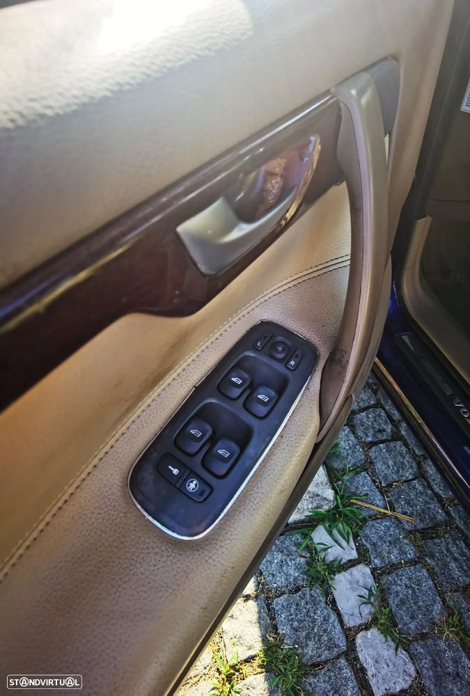 Volvo S60 2.3 T5 - 17