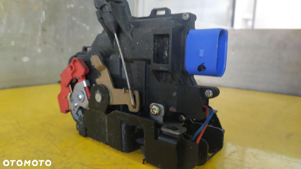 VW ZAMEK DRZWI LEWY PRZÓD 3D1837015AB - 6