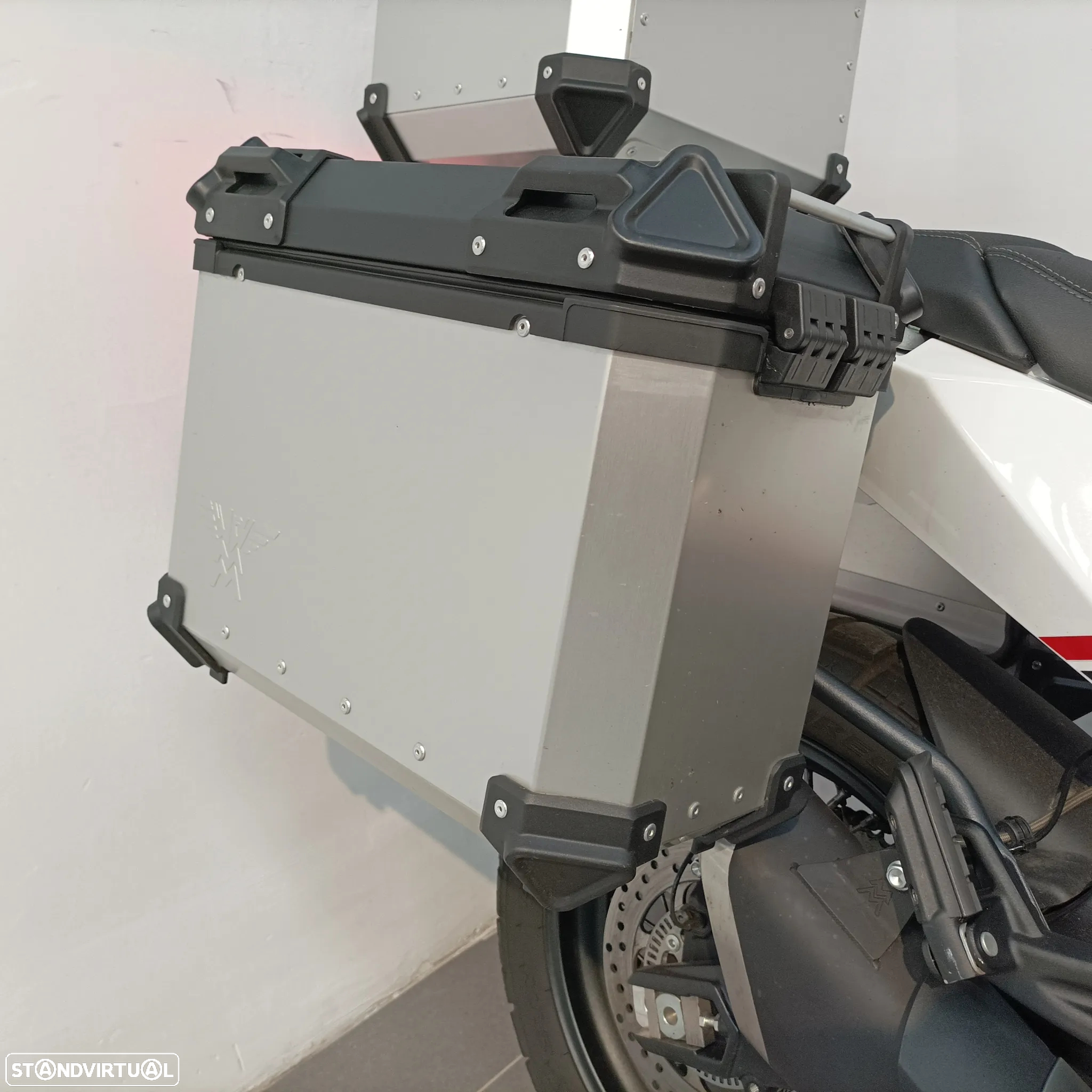 Moto Morini X-Cape 649 R - 5