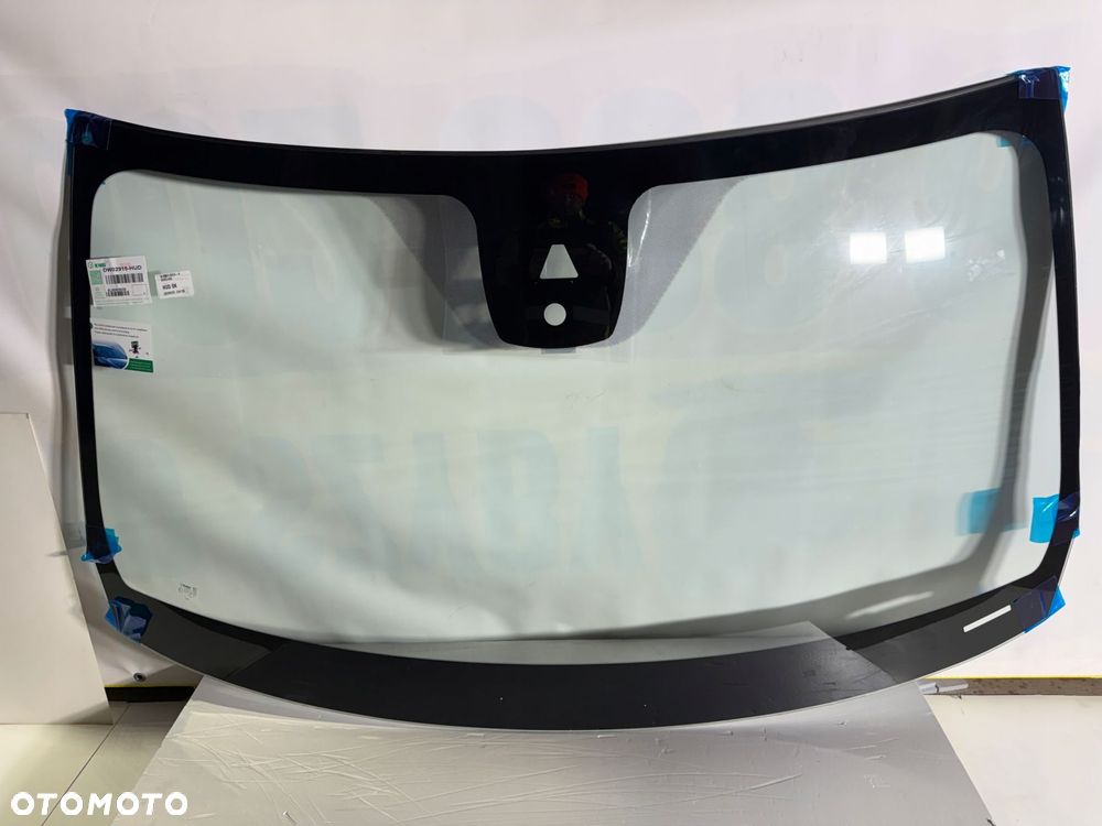 szyba przednia nowa chevrolet tahoe / gmc yukon sensor kamera hud po 2023- - 1