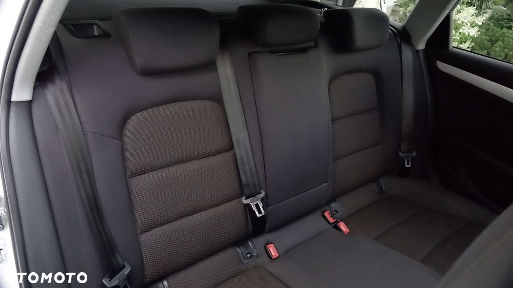 Audi A4 Allroad - 30