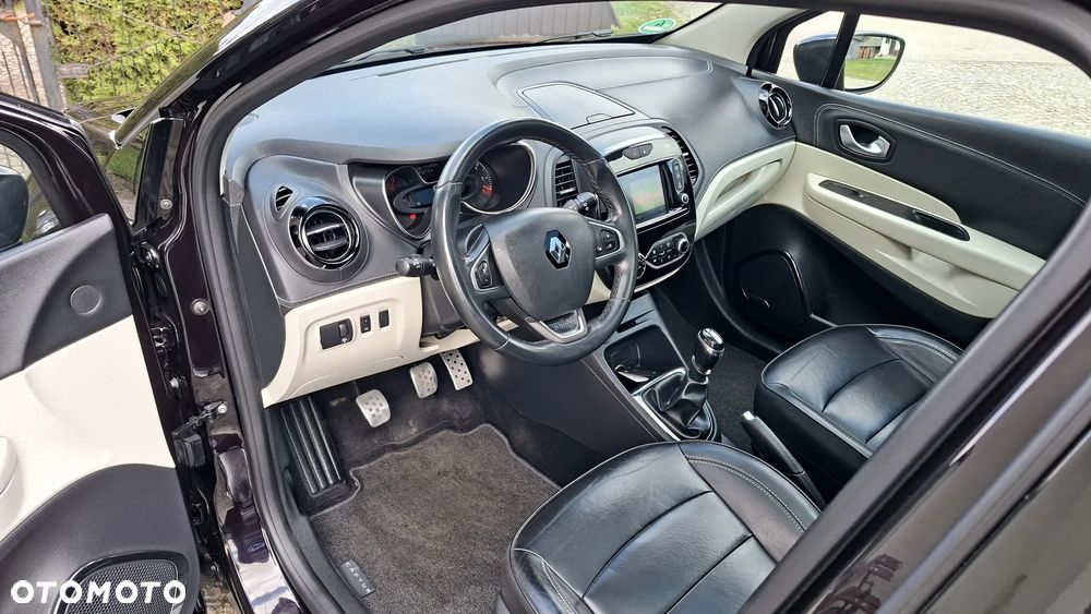 Renault Captur ENERGY TCe 120 Initiale Paris - 24