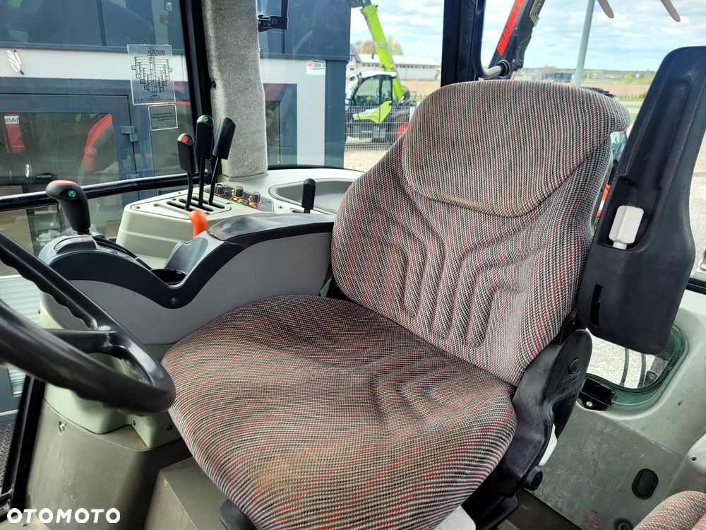 Massey Ferguson 8220 Power Control Xtra - 12