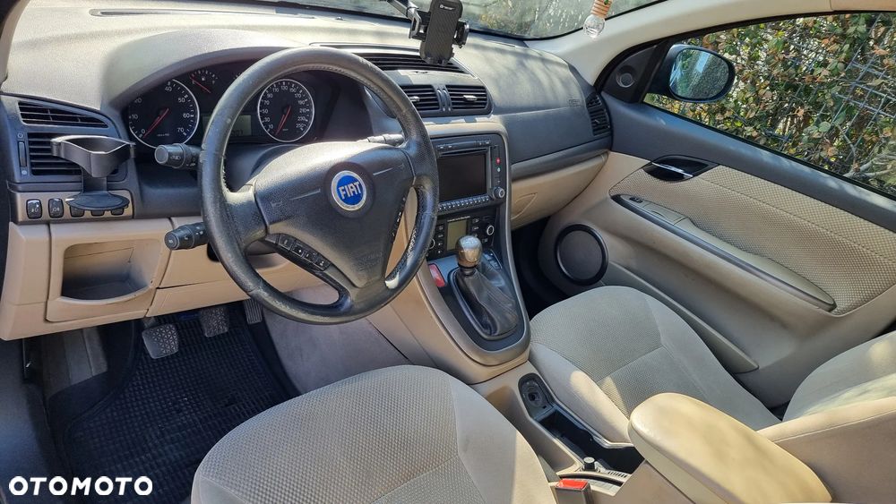 Fiat Croma 1.9 JTD Active - 9