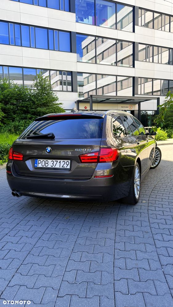 BMW Seria 5 520d - 8