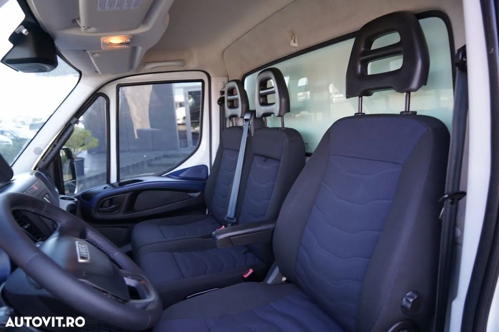 Iveco DAILY 50-180 / CONTAINER 5.5 M / HI-MATIC / ELEVATOR 750 KG / DUBLU / CAMERĂ VEDERE SPATE / GVWR: 5.200 KG / 2019 / IMPORTAT - 22