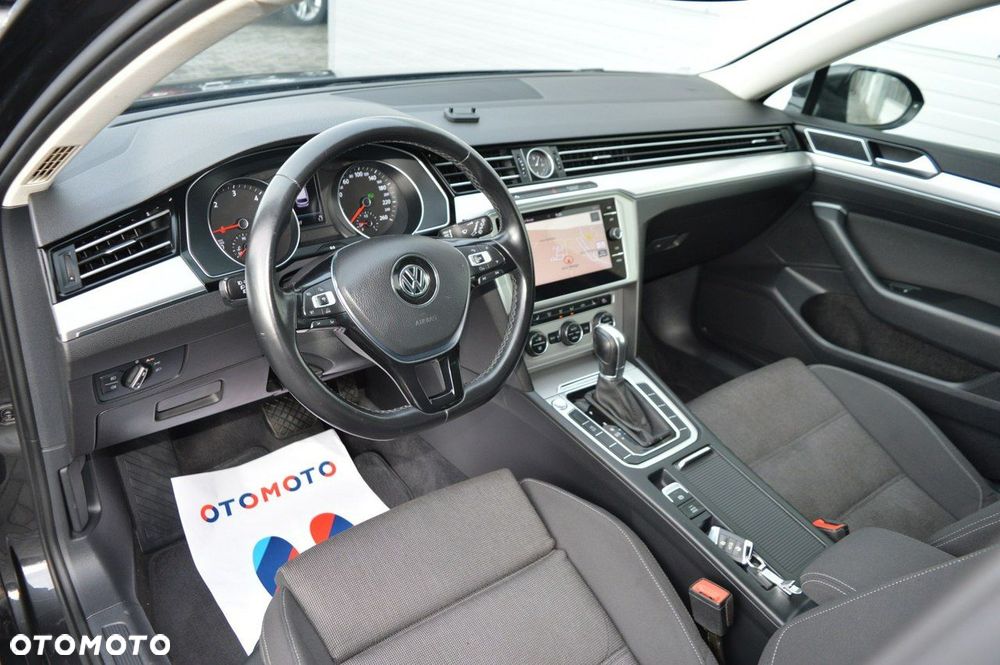 Volkswagen Passat Variant 1.6 TDI (BlueMotion Technology) DSG Trendline - 18