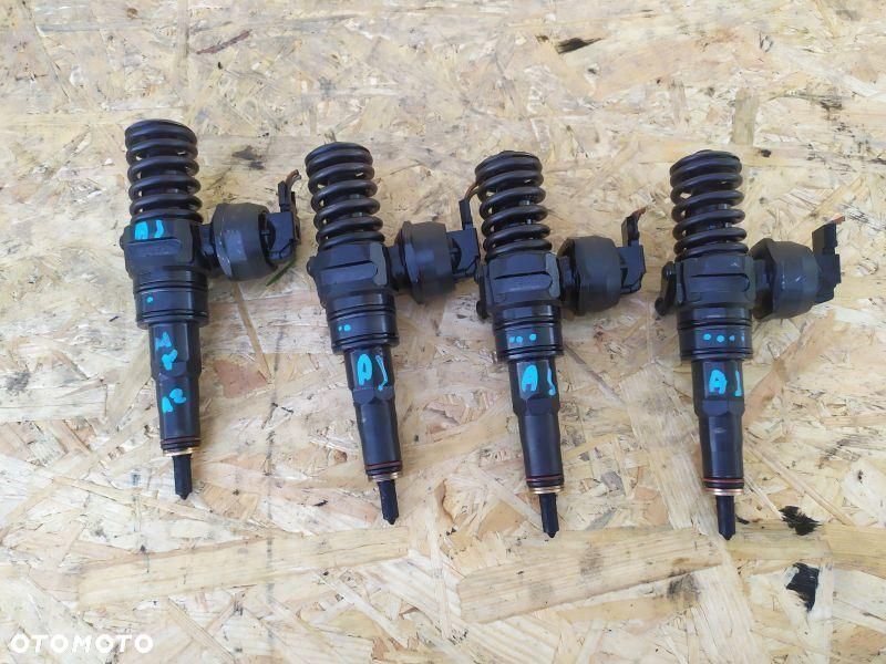 POMPOWTRYSKI WTRYSKIWACZE KPL VW SKODA SEAT AUDI A4 B5 AVB 038130072AJ - 2