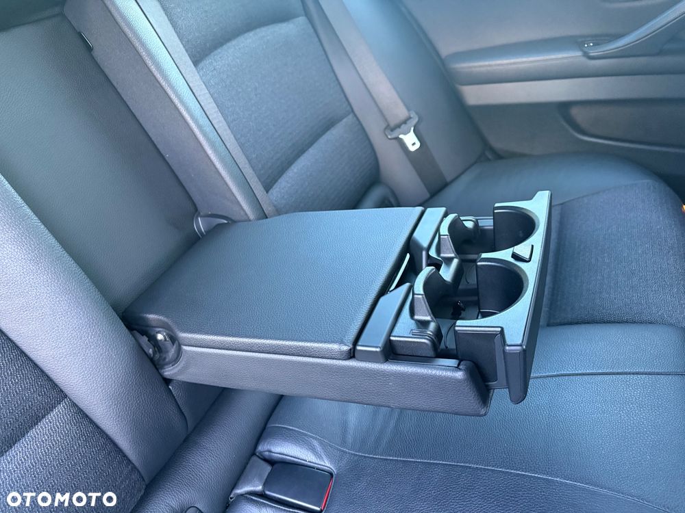 BMW Seria 5 - 15