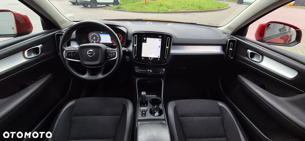 Volvo XC 40 D3 SCR Momentum Core - 5