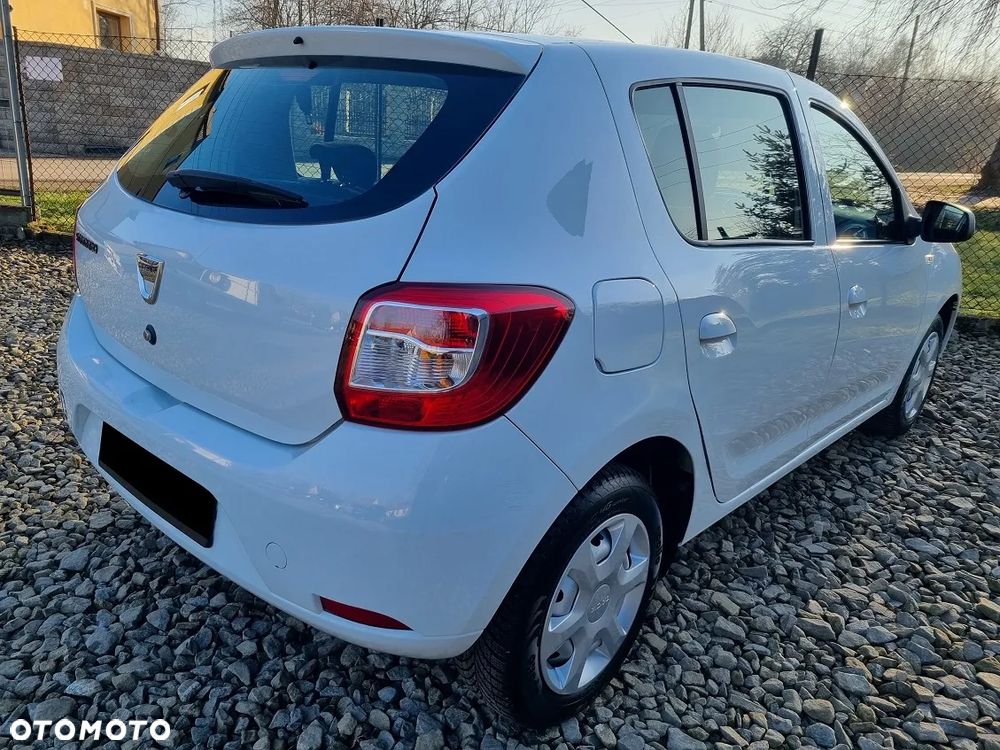Dacia Sandero 1.2 16V 75 Laureate - 5