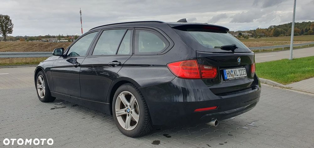 BMW Seria 3 320d - 4