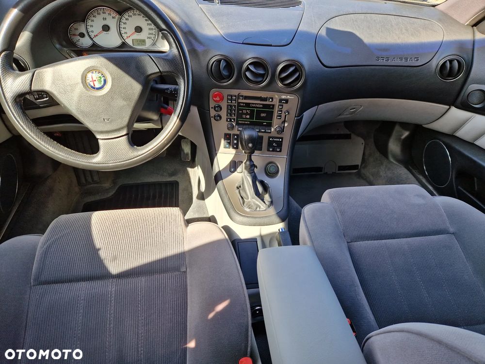 Alfa Romeo 166 - 21