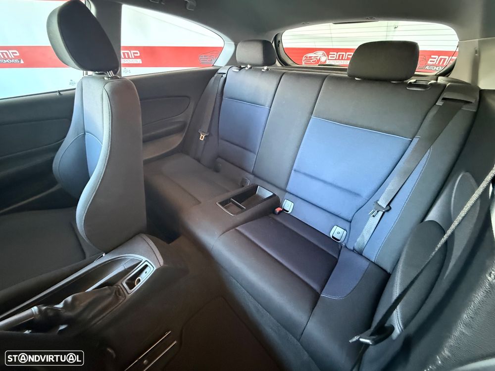 BMW 118 d DPF Edition Sport - 10