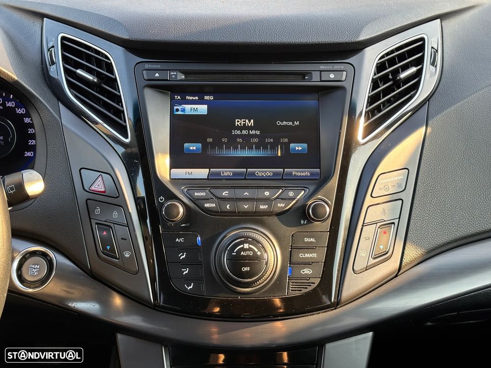 Hyundai i40 SW 1.7 CRDi Blue Comfort - 22