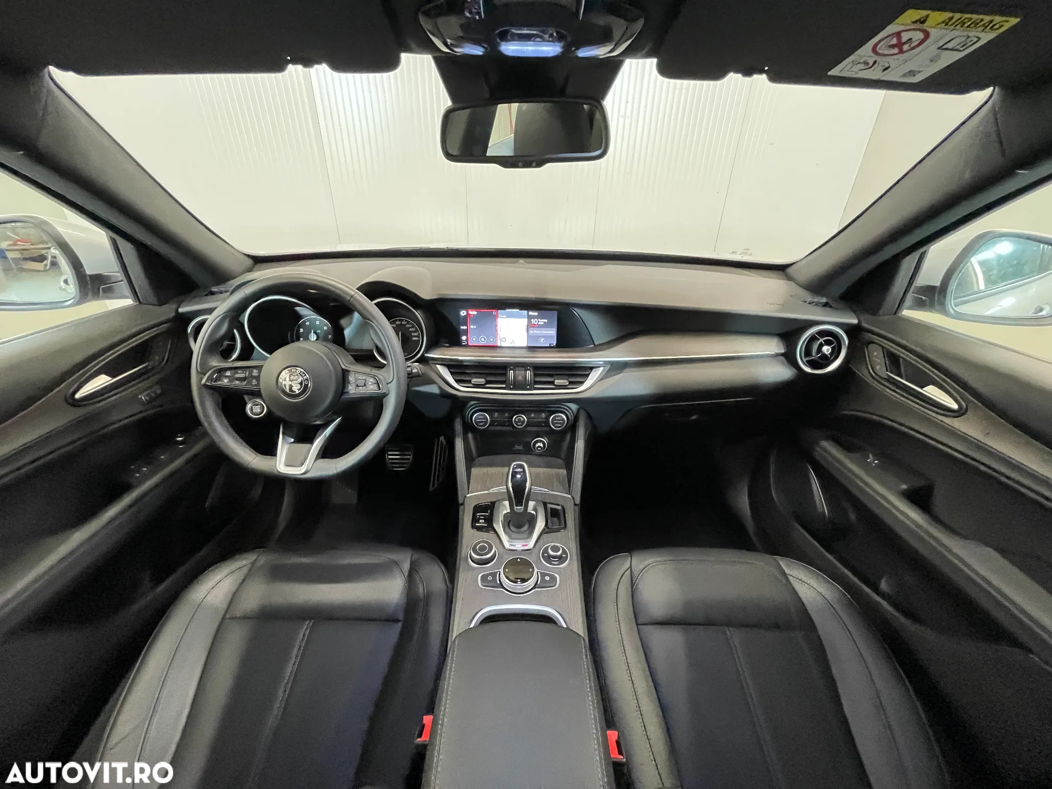 Alfa Romeo Stelvio 2.0 Turbo 16V AT8-Q4 Ti - 7