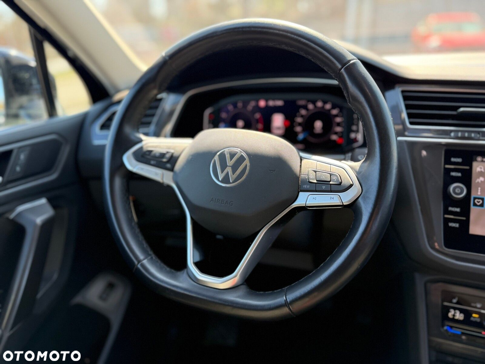 Volkswagen Tiguan Allspace - 21