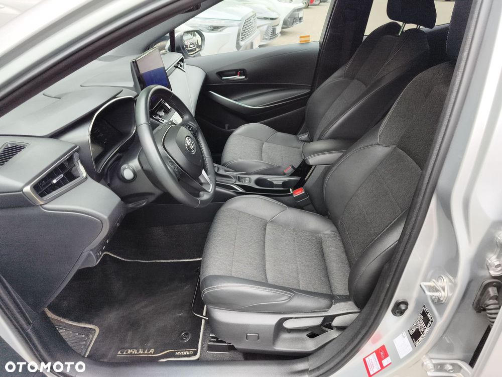 Toyota Corolla - 15