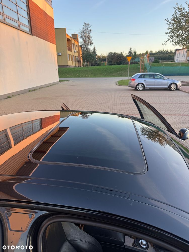 BMW Seria 3 330i - 13