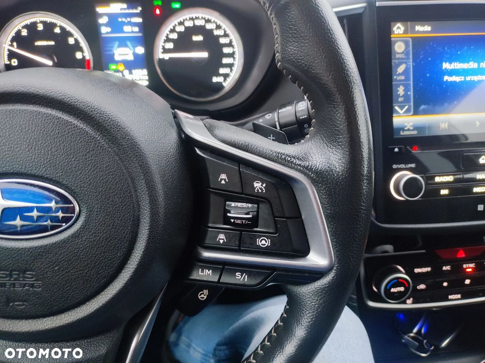 Subaru Forester 2.0i-L Platinum Black Edition EyeSight Lineartronic - 13