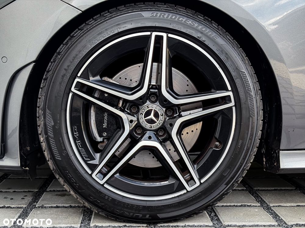 Mercedes-Benz CLA 200 7G-DCT AMG Line - 36