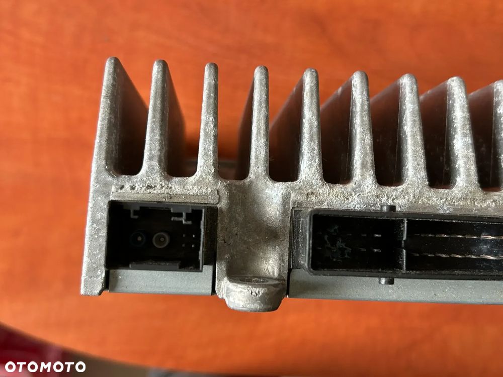 MERCEDES WZMACNIACZ HARMAN BECKER A2049007806 - 6