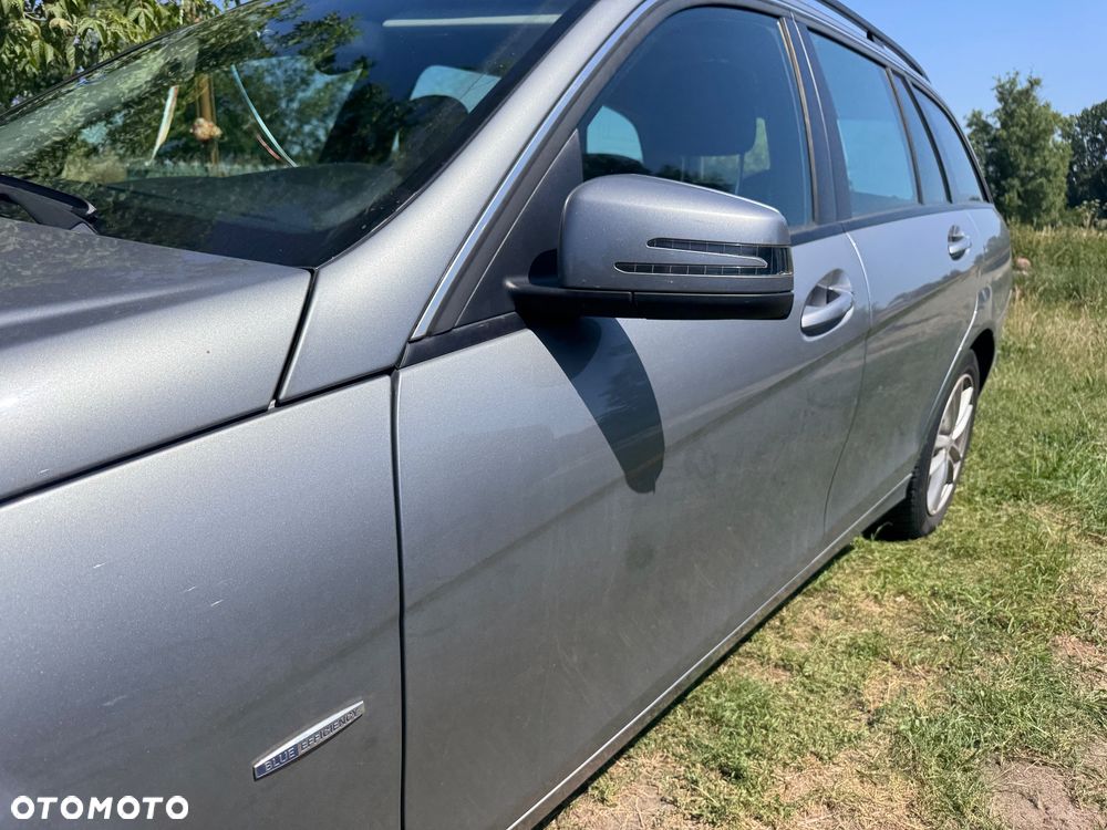 Mercedes-Benz Klasa C 220 CDI DPF Elegance - 4