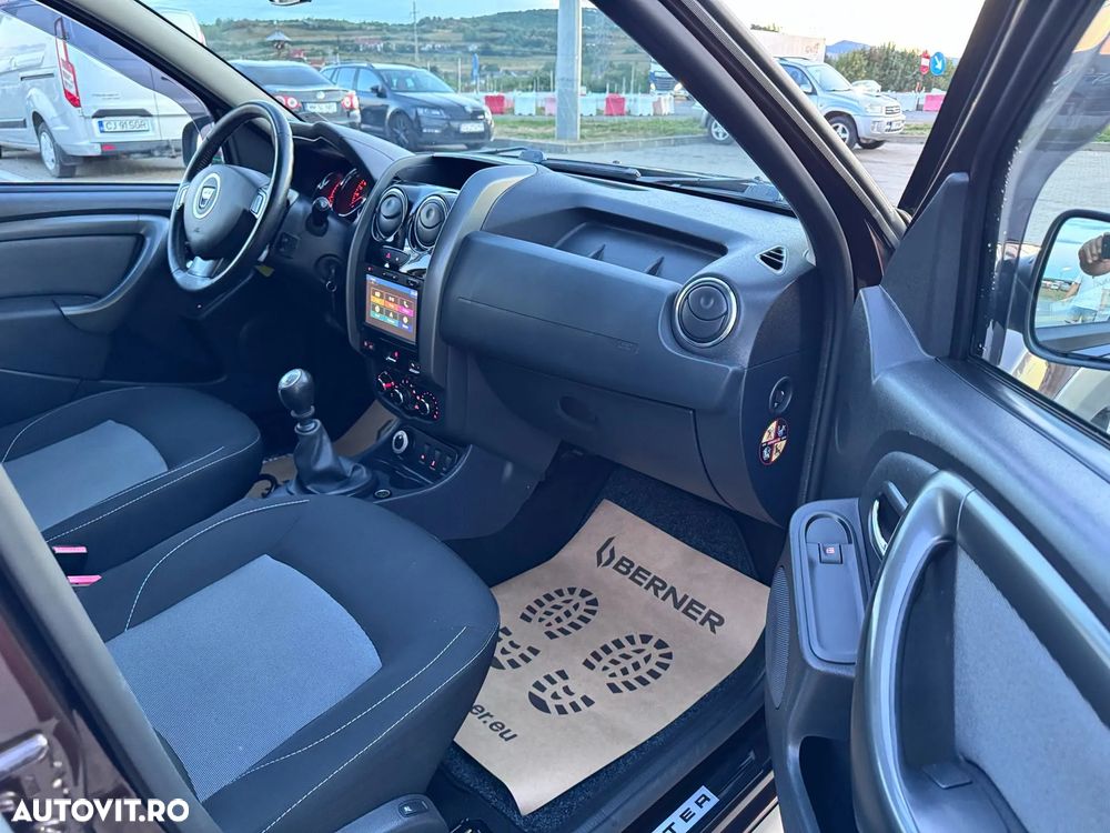 Dacia Duster 1.5 dCi 4WD Essential - 18