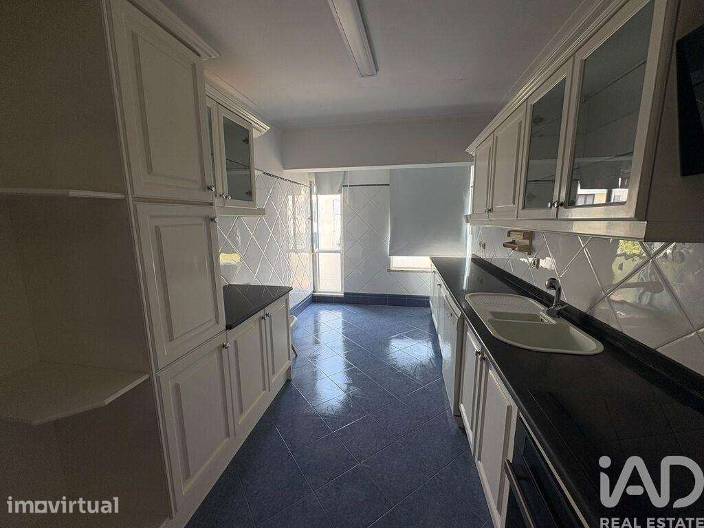 Apartamento T3 em Quinta do Anjo de 212,00 m2