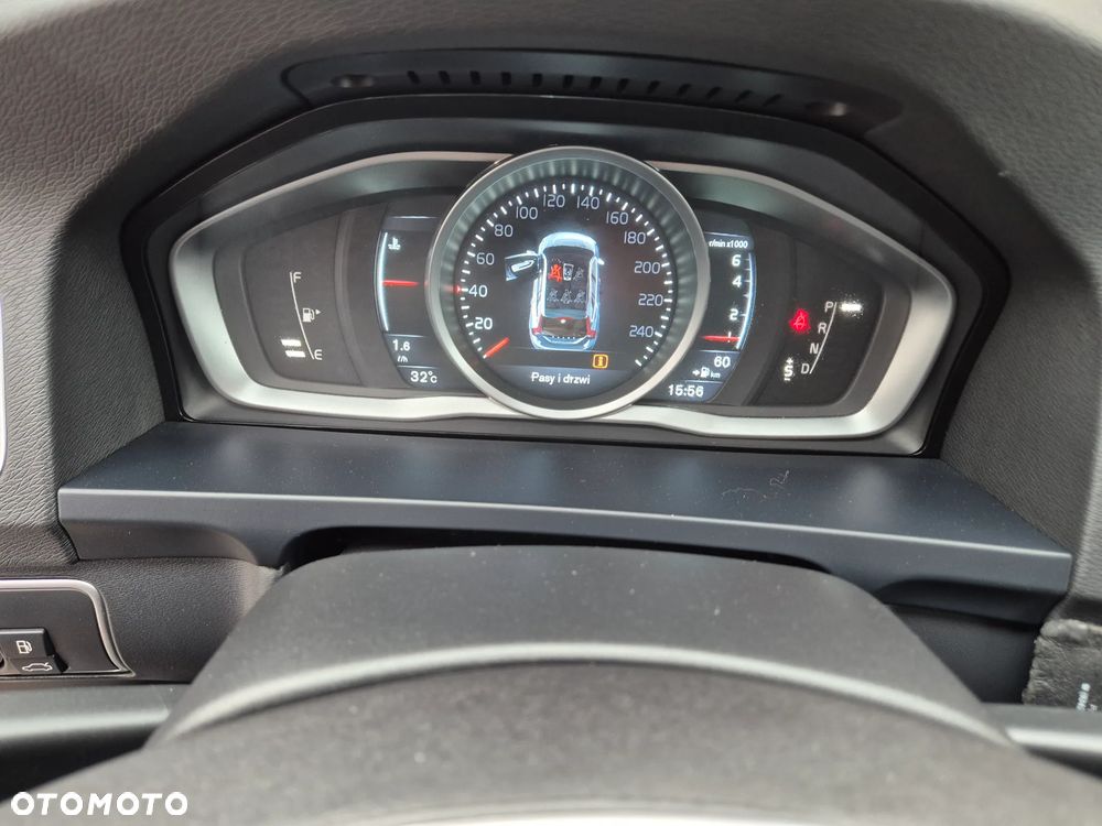 Volvo V60 T3 Base - 22