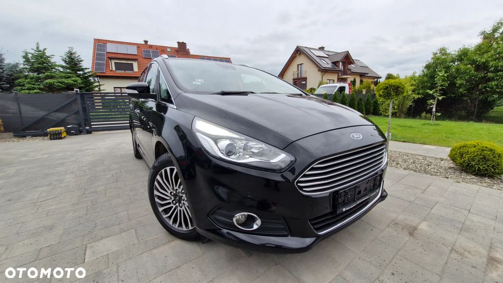 Ford S-Max 1.5 Eco Boost Start-Stopp TITANIUM - 1