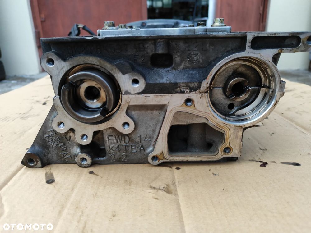 Głowica z wałkami kompletna z silnika 2.2 HDI Euro 5 do Peuget Boxer / Citroen Jumper II 11-16r / Ford Transit Mk7 - 16