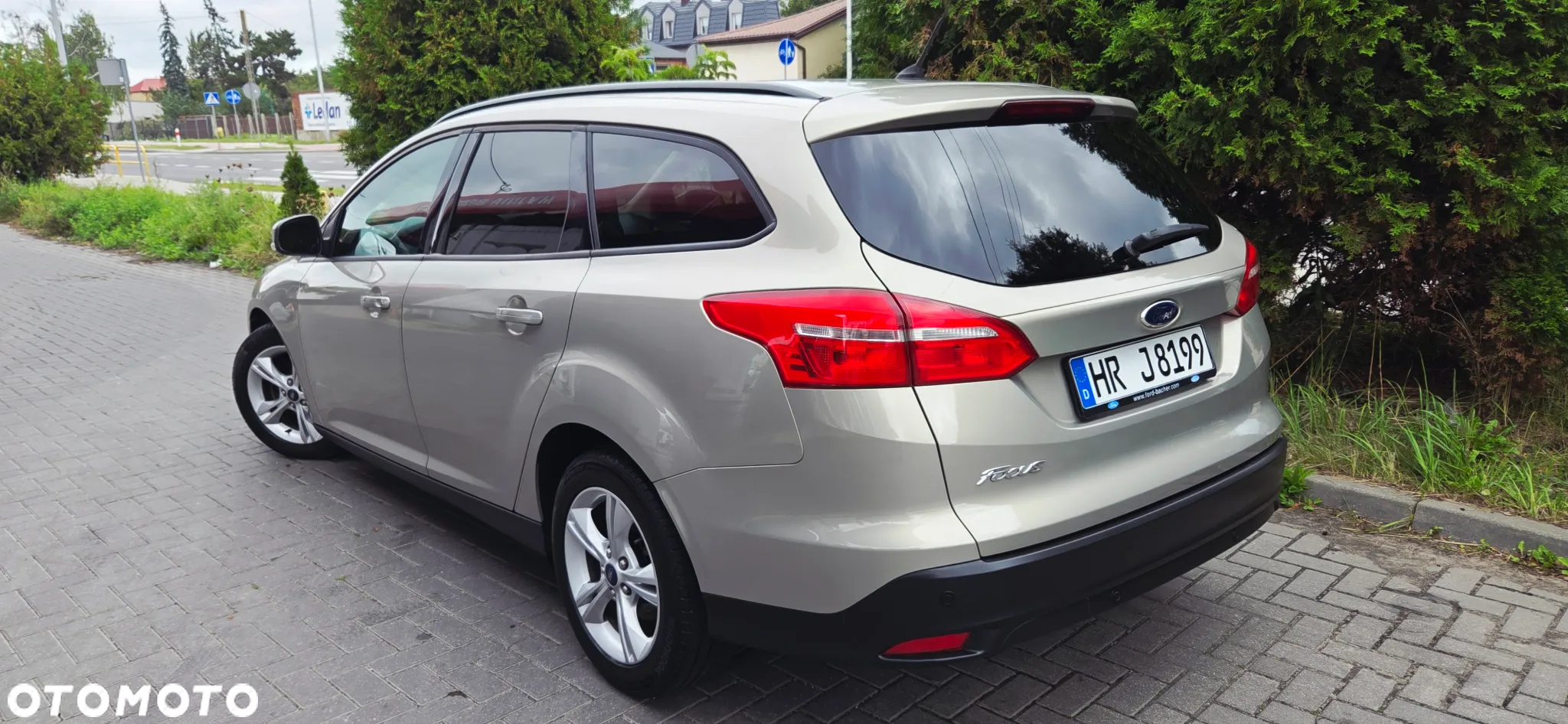 Ford Focus 1.5 EcoBlue Start-Stopp-System TITANIUM DESIGN - 9