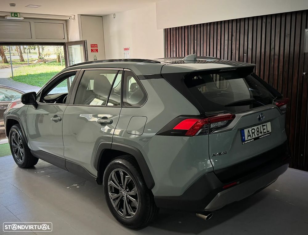 Toyota RAV4 2.5 HDF Comfort - 4