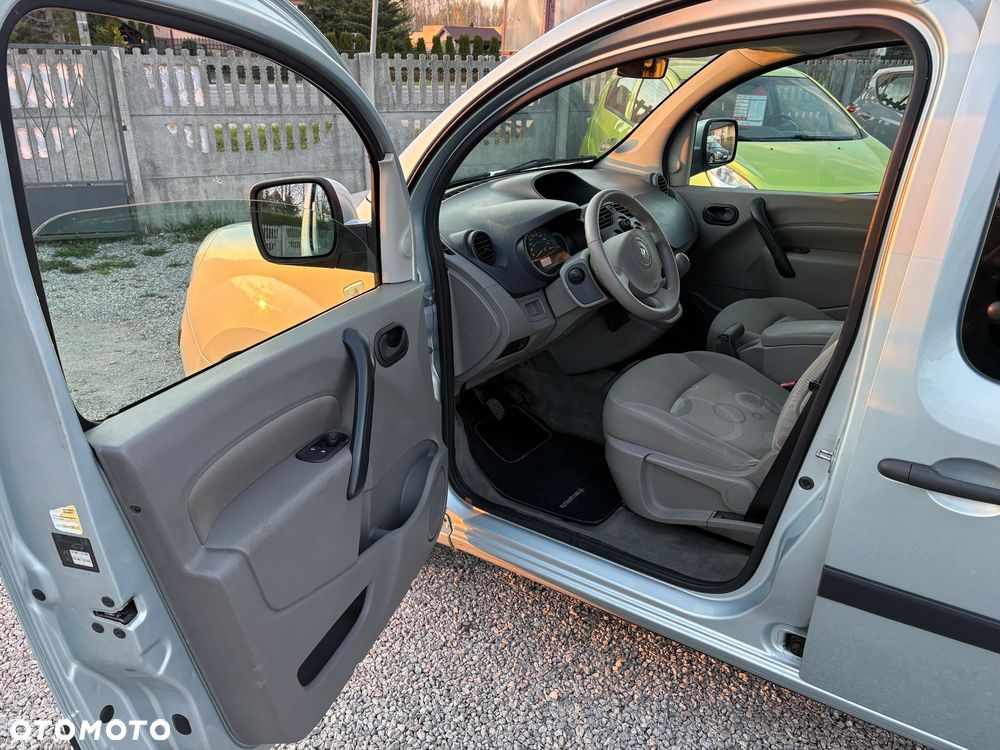 Renault Kangoo 1.6 8V Happy Family - 16
