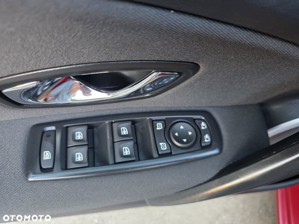 Renault Megane ENERGY TCe 115 Start & Stop Authentique - 25