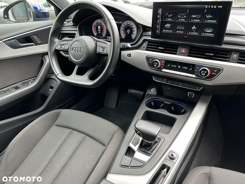 Audi A4 ver-35-tdi-mhev-advanced-s-tronic - 16