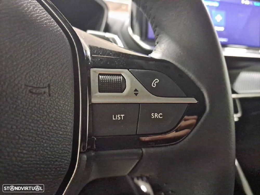 Peugeot 208 1.2 Hybrid Allure e-DCS6 - 17