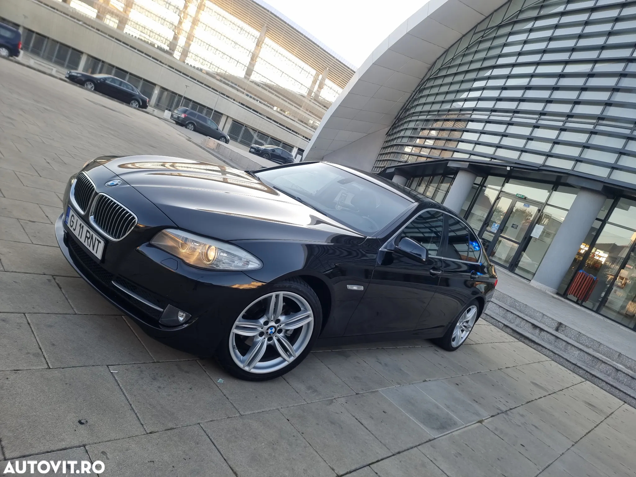 BMW Seria 5 - 11